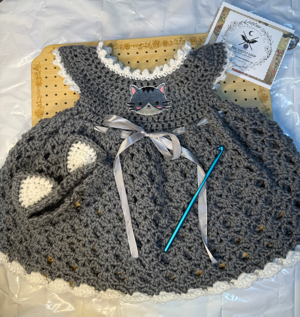 Gray Kitty Baby Dress Set (0–6 Months)