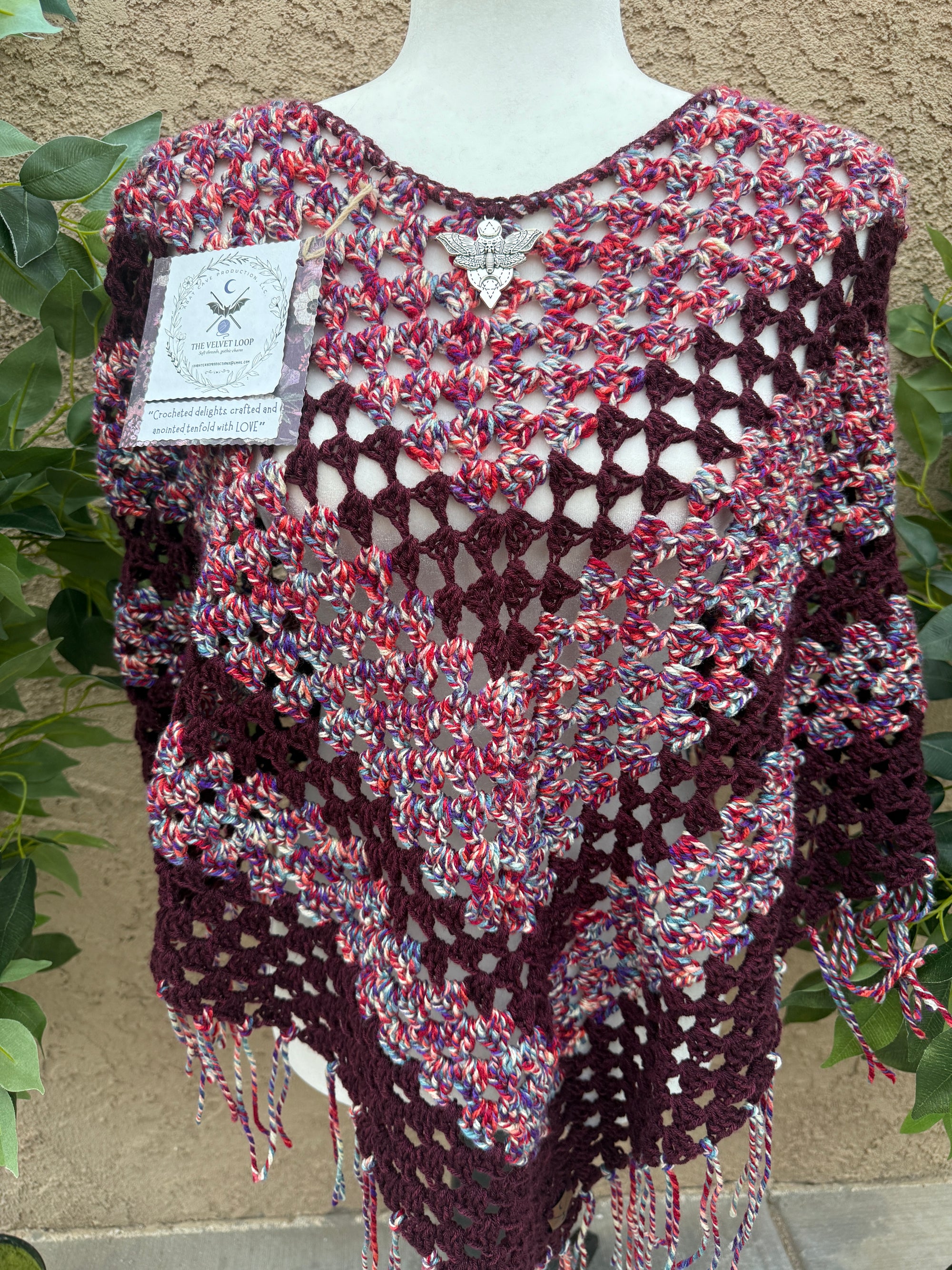 Poncho Cranberry Moth Adult size